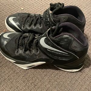 Nike Lebron basketball shoes